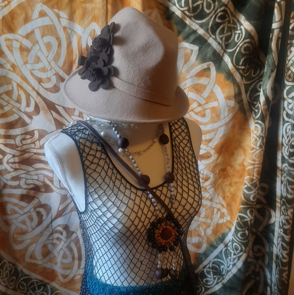 Felt Fedora - Picture 3 of 4